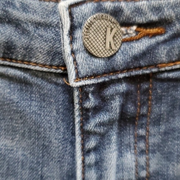 Kut from the Kloth Distressed Catherine Boyfriend Jeans Size 6 - Picture 7 of 13